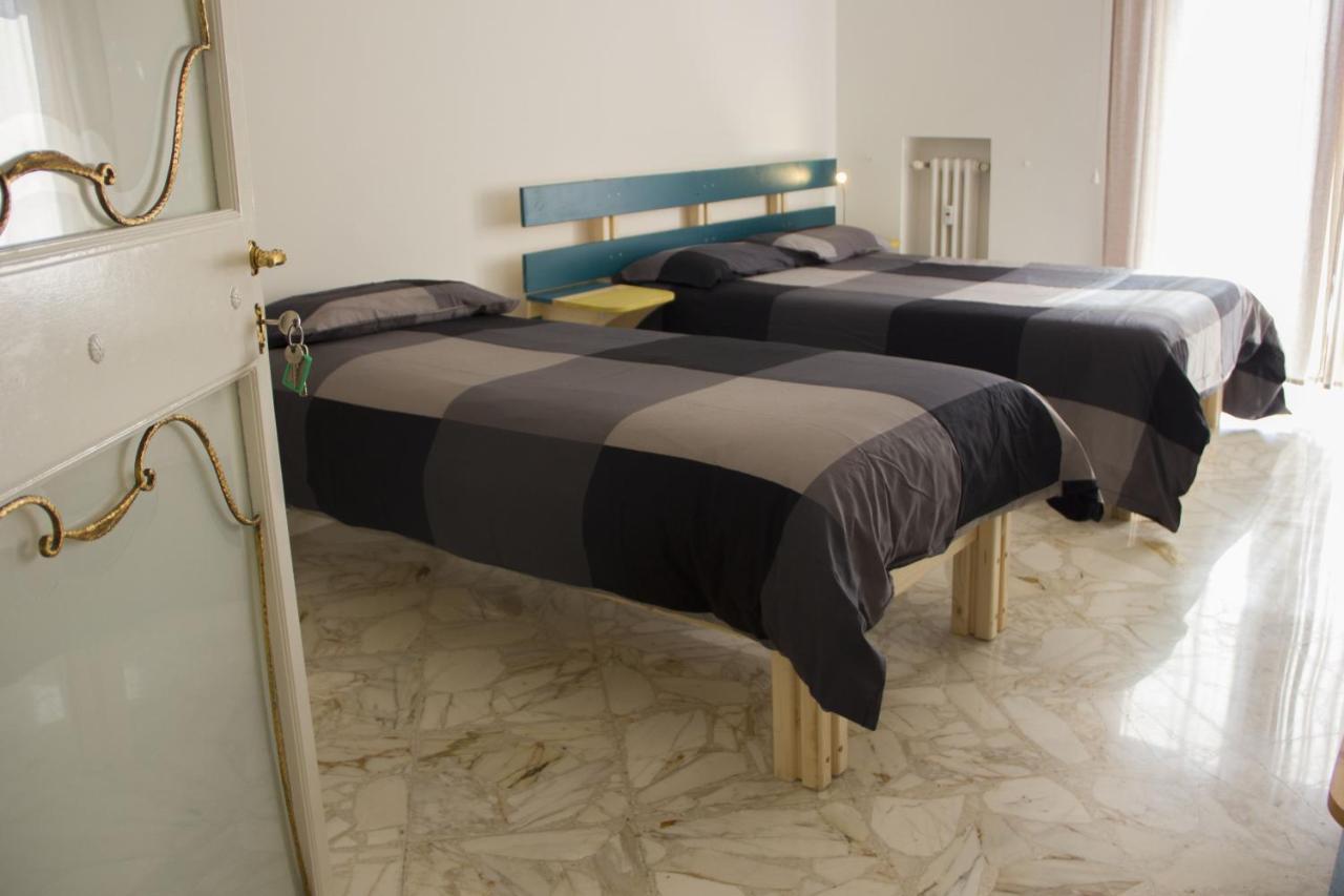 Apple Guest House บารี ภายนอก รูปภาพ